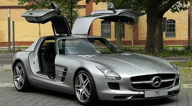 37Mercedes-Benz SLS AMG (1)