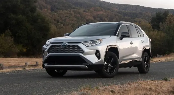 24Toyota RAV4 (1)