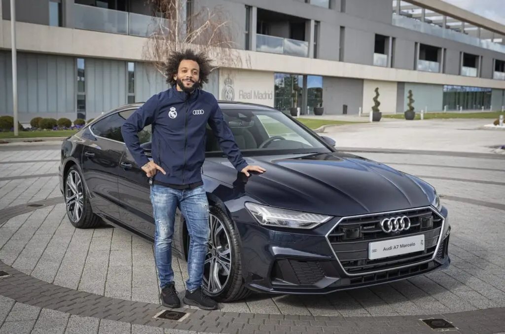 サッカー選手の車 マルセロは何を運転するか Avtotachki サッカー選手の車 マルセロは何を運転するか Avtotachki