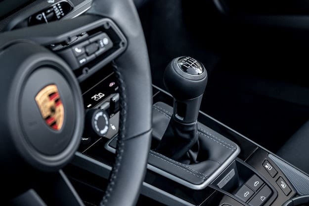 Новое оборудование и функции в серии 911 Carrera