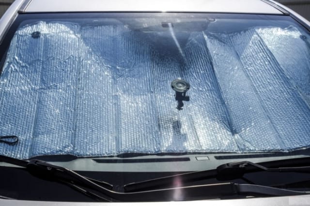 Как защитить машину в жару