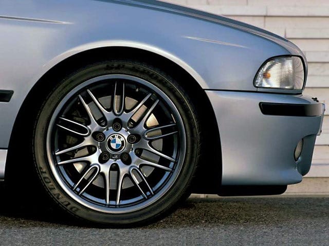 Тест драйв подержанный BMW M5 E39: стоит ли?