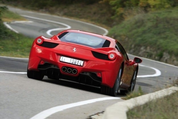 Тест драйв Ferrari 458 Italia: Красный дьявол