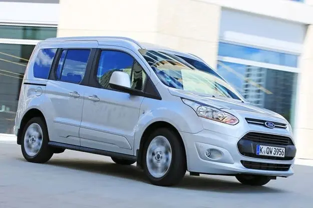 Тест драйв Ford Tourneo Connect 1.6 TDCi: голос разума