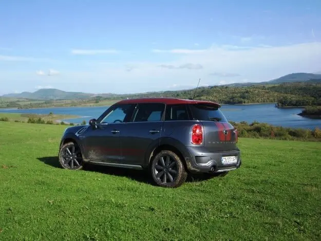 Тест драйв MINI Countryman Cooper S Park Lane Edition: разные