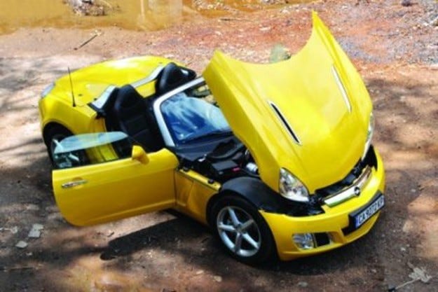 Тест драйв Opel GT: Желтая опасность