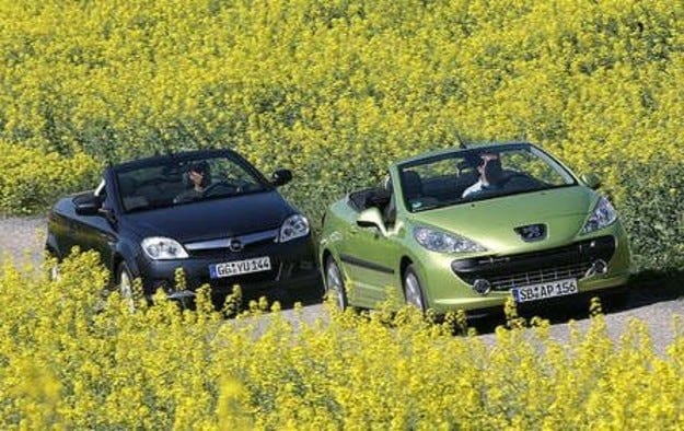 Тест драйв Opel Tigra против Peugeot 207 CC: готовы к лету