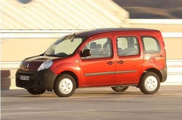 Тест драйв Renault Kangoo 1.6: Конвейер