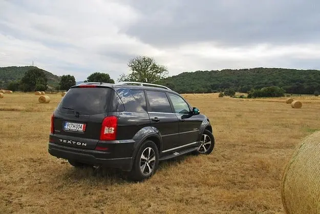 Тест драйв Ssangyong Rexton W 220 e-XDI: хороший незнакомец