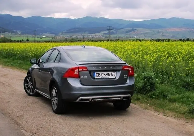 Тест драйв Volvo S60 D4 AWD Cross Country: индивидуальность