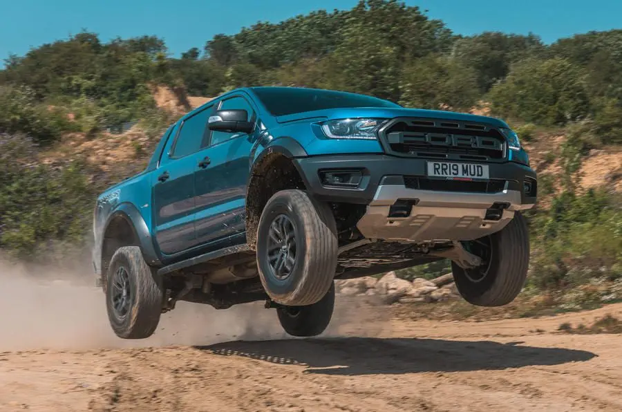 Тест драйв Ford Ranger Raptor: мышцы и фитнес