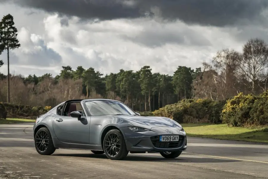 Mazda MX 5 RF vs Toyota Supra