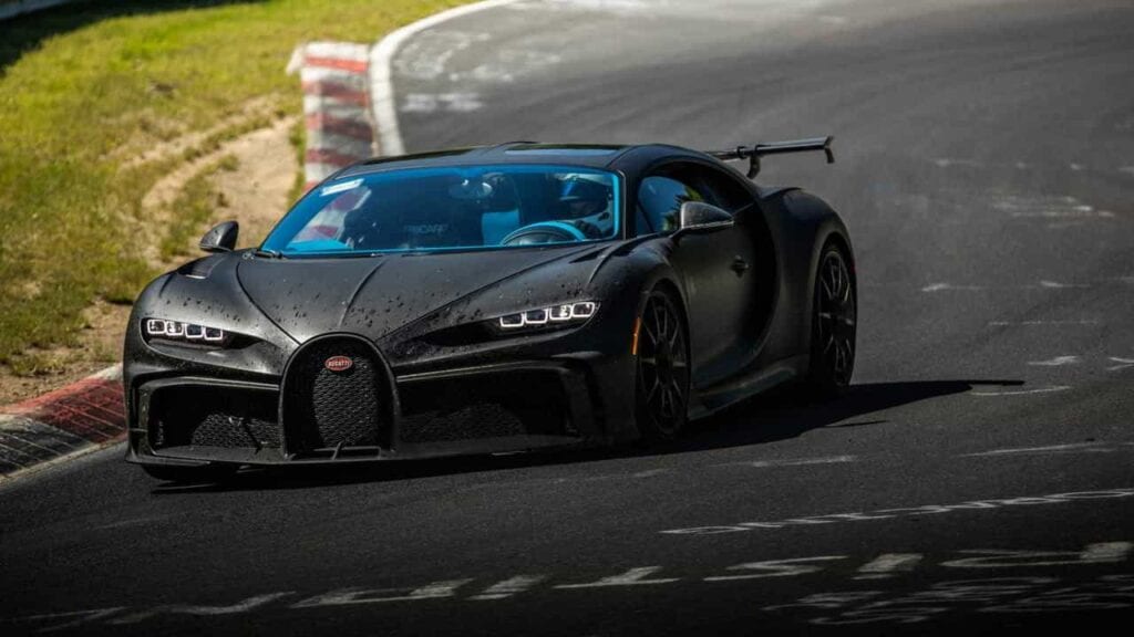 Тест драйв Bugatti Chiron: Всемогущий