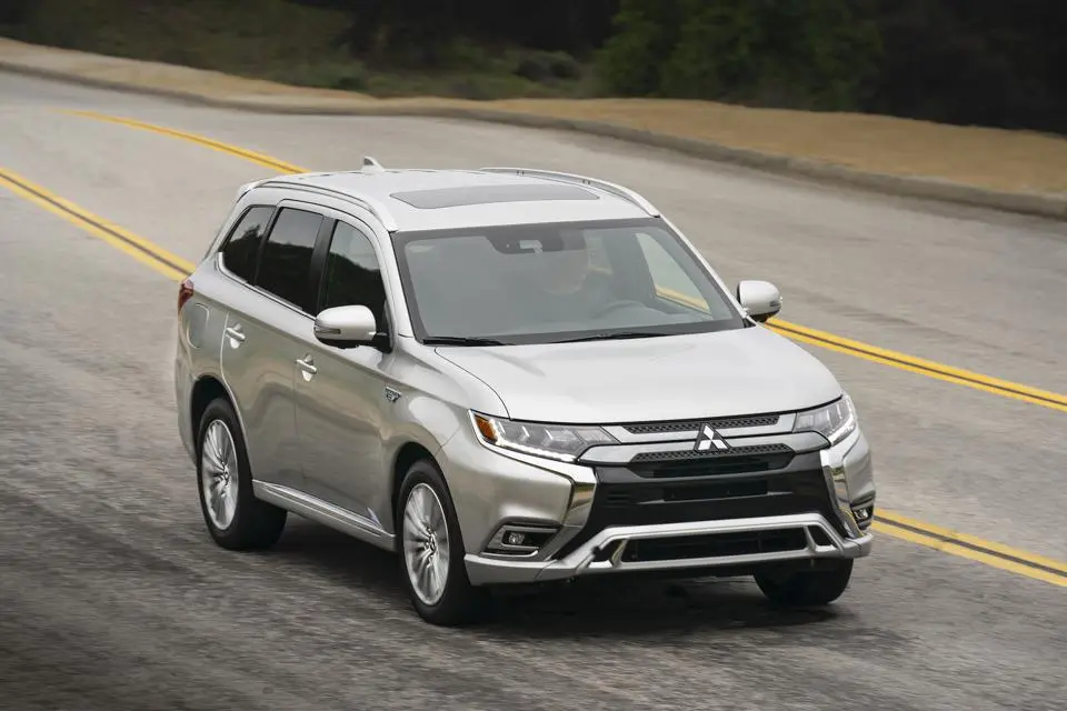 Mitsubishi Outlander PHEV test drive Best of both worlds? AutoTachki