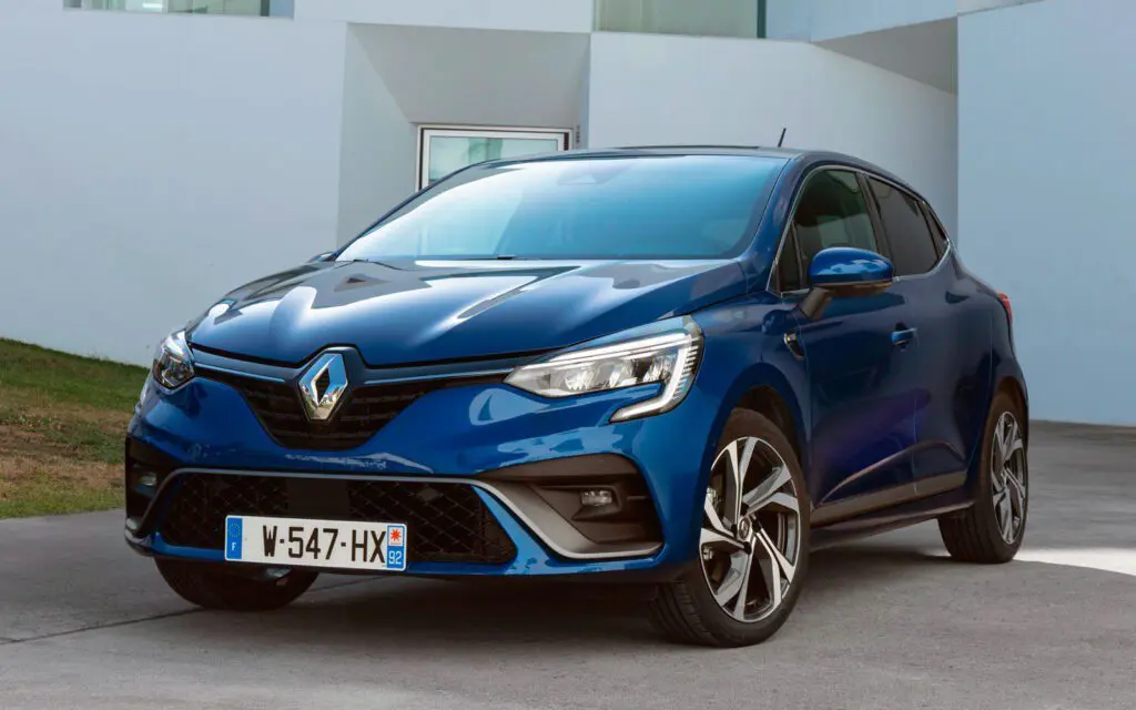 Тест драйв Renault Clio: французская эволюция