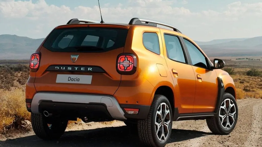 Тест драйв Dacia Duster: Кому-то другому стереть пыль