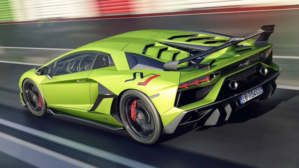 Тест драйв Lamborghini Aventador SVJ: захватывающая драма