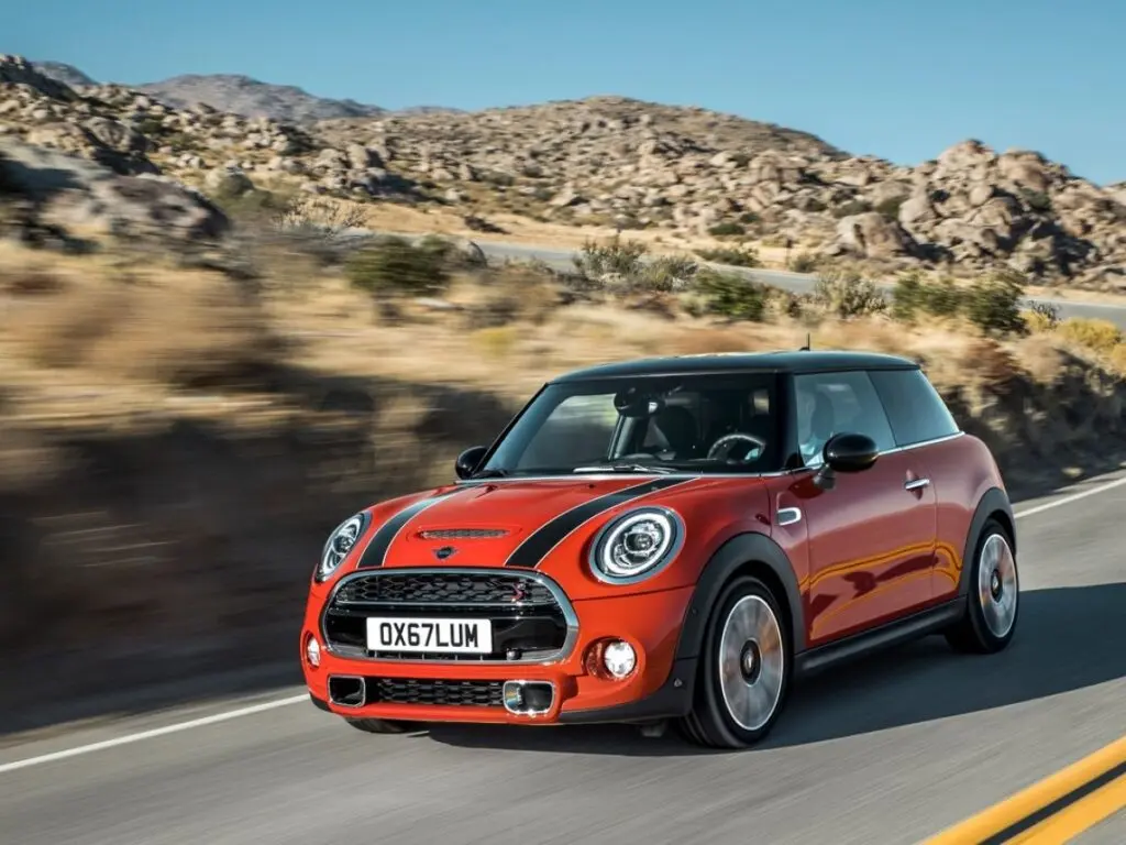 Тест драйв MINI John Cooper Works: Заводной апельсин