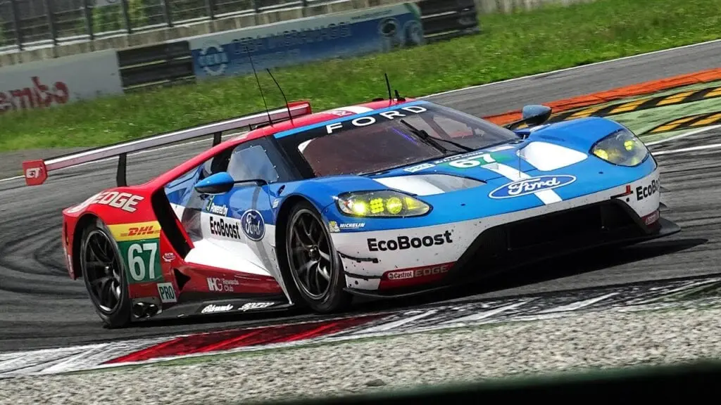 Тест драйв Ford GT LMGTE PRO / GTLM: почетный тур