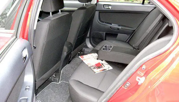 Мы протестировали: Mitsubishi Lancer 1.5 Invite - Автомагазин