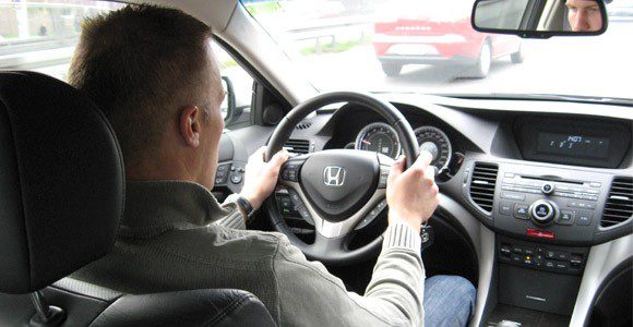 Тест: Honda Accord 2.4 i-VTEC Executive - Красавица и чудовище - Автомагазин
