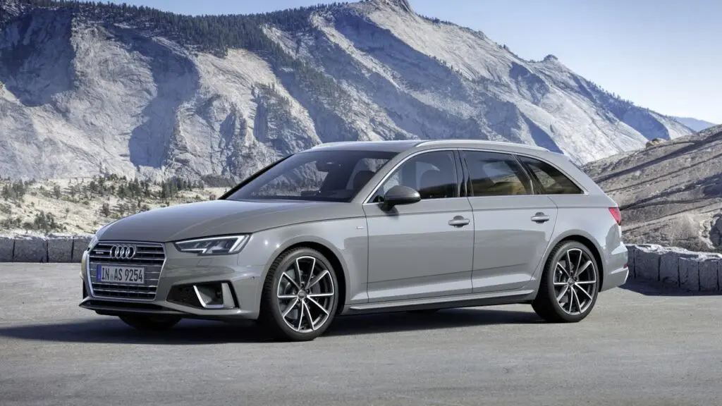 Bespreken Honderd jaar overspringen Audi A4 Avant 2019 - specificaties, prijs, foto - AvtoTachki