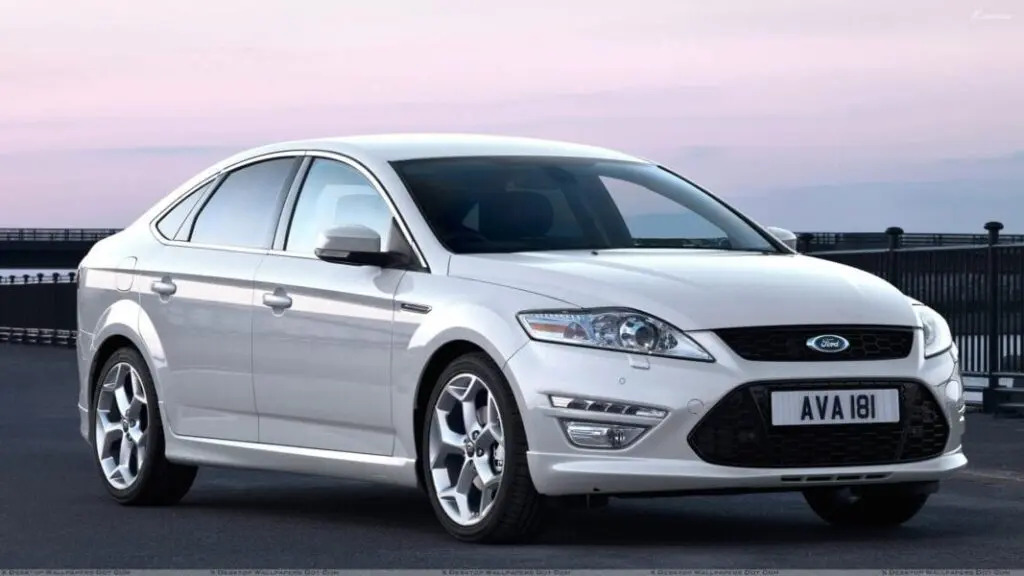 Ford Mondeo Liftback 2012