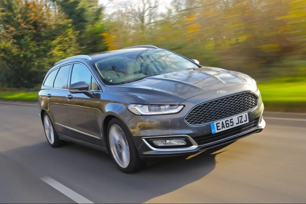 Ford Mondeo Vignale Wagon 2015