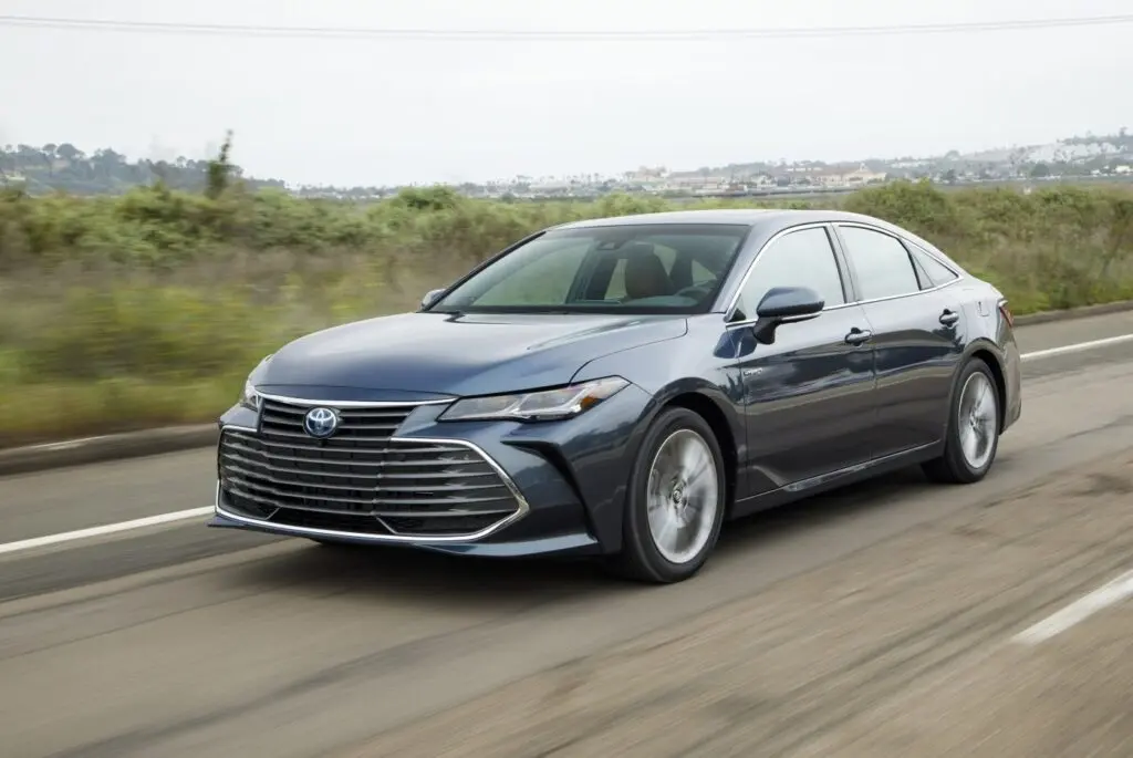 Toyota Avalon Hybrid 2018