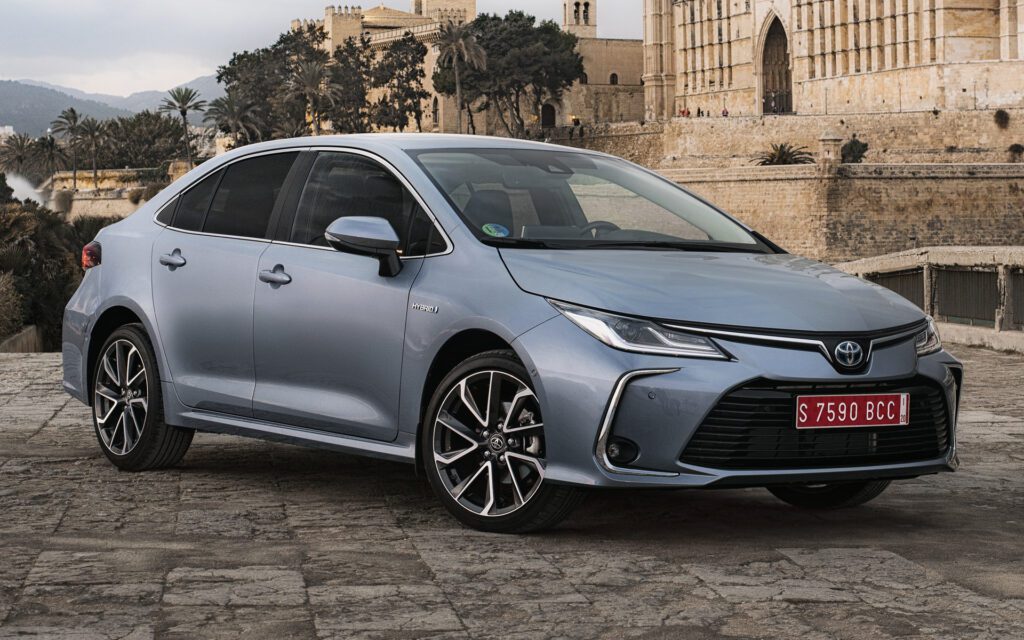 Toyota Corolla Sedan Hybrid 2019
