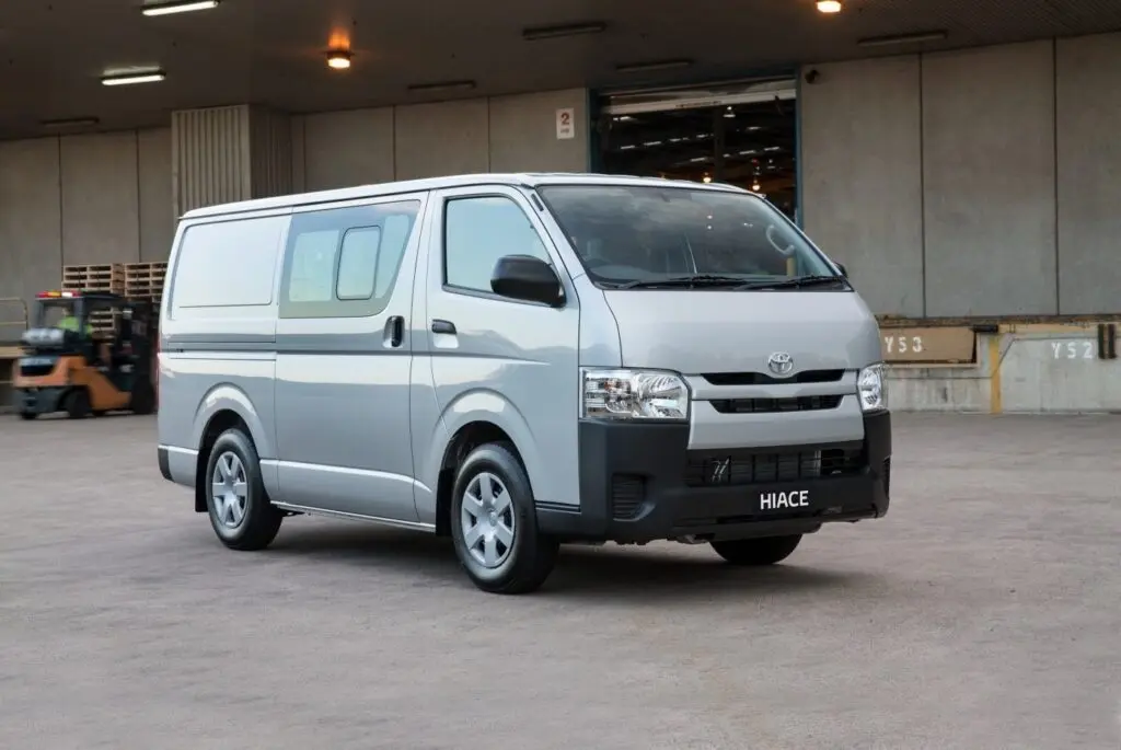 Toyota Hiace 2010