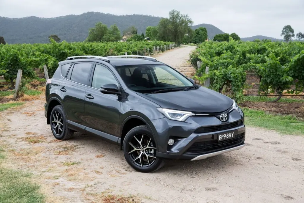 Toyota RAV4 2015