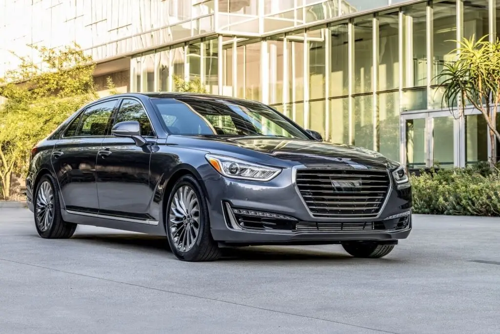 Hyundai Genesis G90 2016