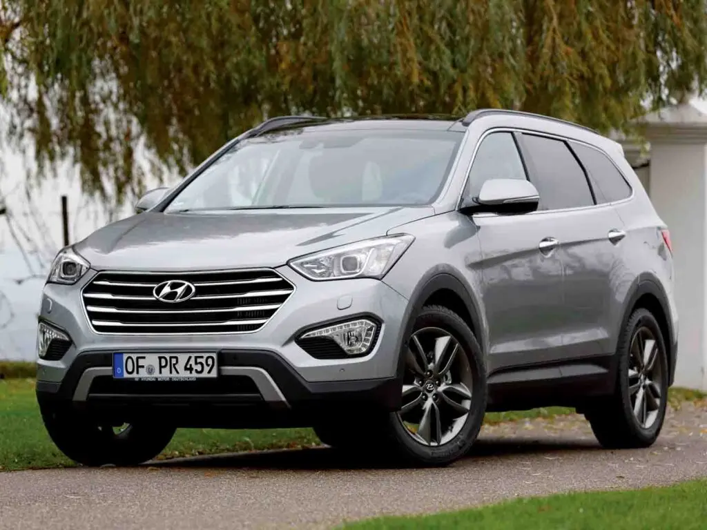 Hyundai Grand Santa Fe 2016