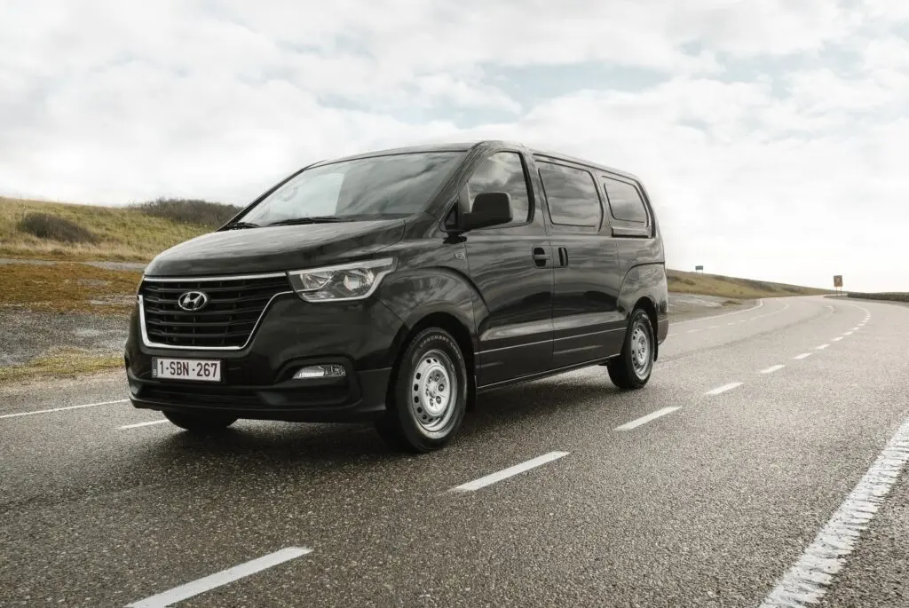 Hyundai H1 Van 2018 dane techniczne, cena, zdjęcie