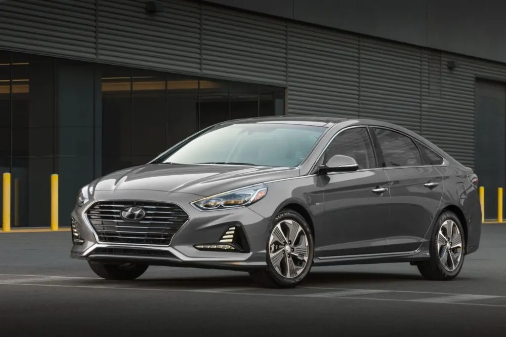 Hyundai Sonata Hybrid 2018 dane techniczne, cena