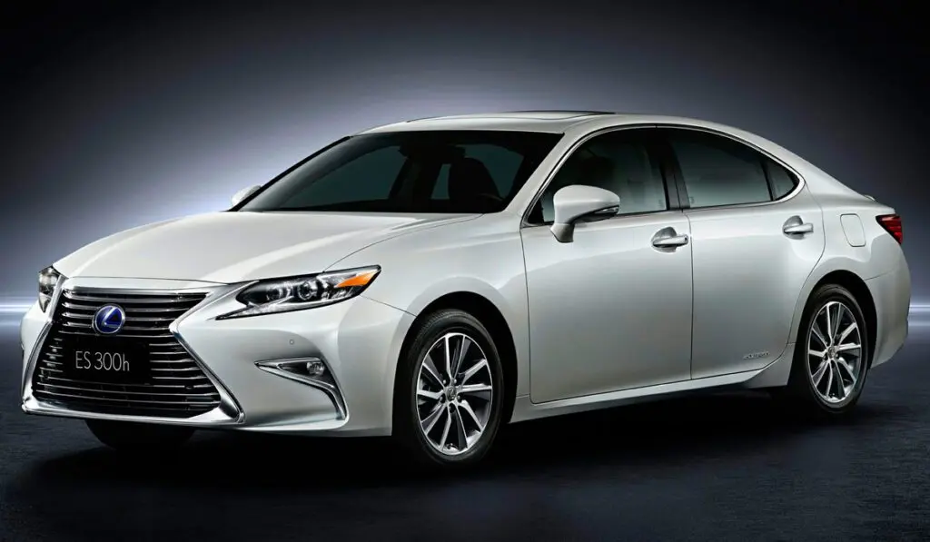 Lexus ES 300h 2018