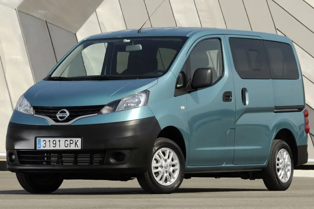 Nissan NV200 Combi 2009