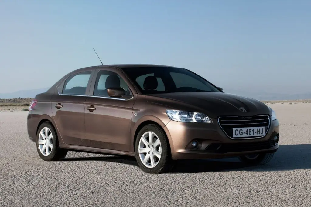 Peugeot 301 2012