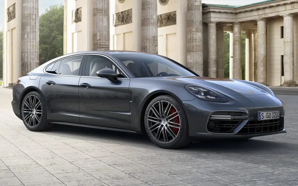 Porsche Panamera Turbo 2016