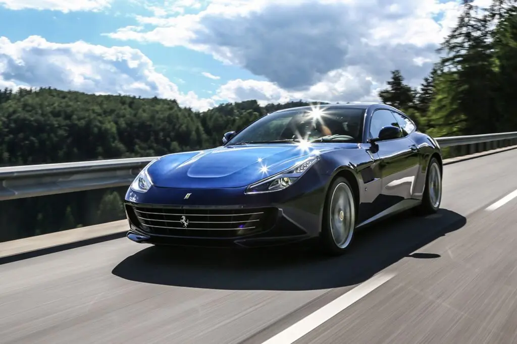 Ferrari GTC4lusso 2016