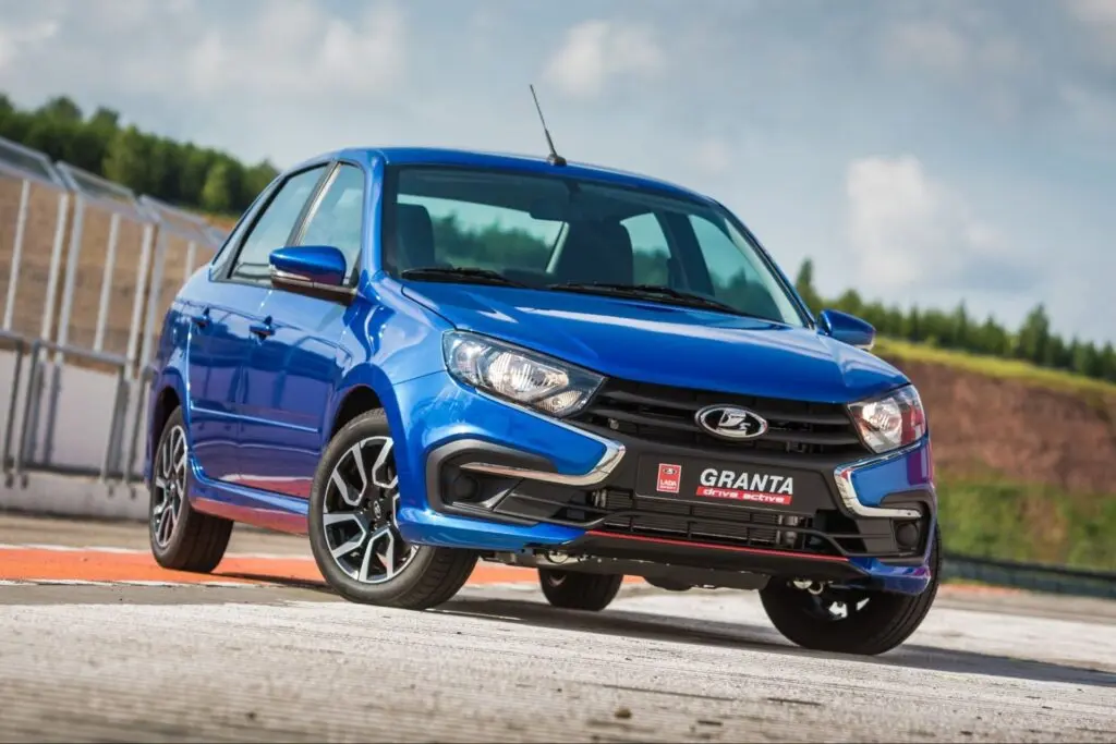 ВАЗ Lada Granta Drive Active 2019