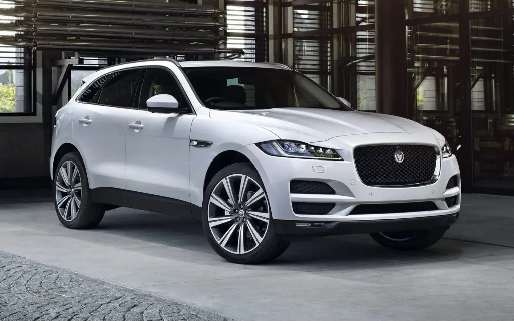 Jaguar F-Pace 2016