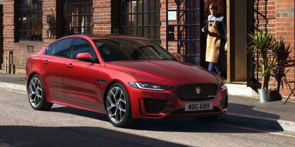 Jaguar XE 2019