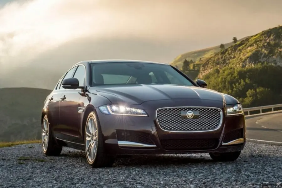 Jaguar XF 2015