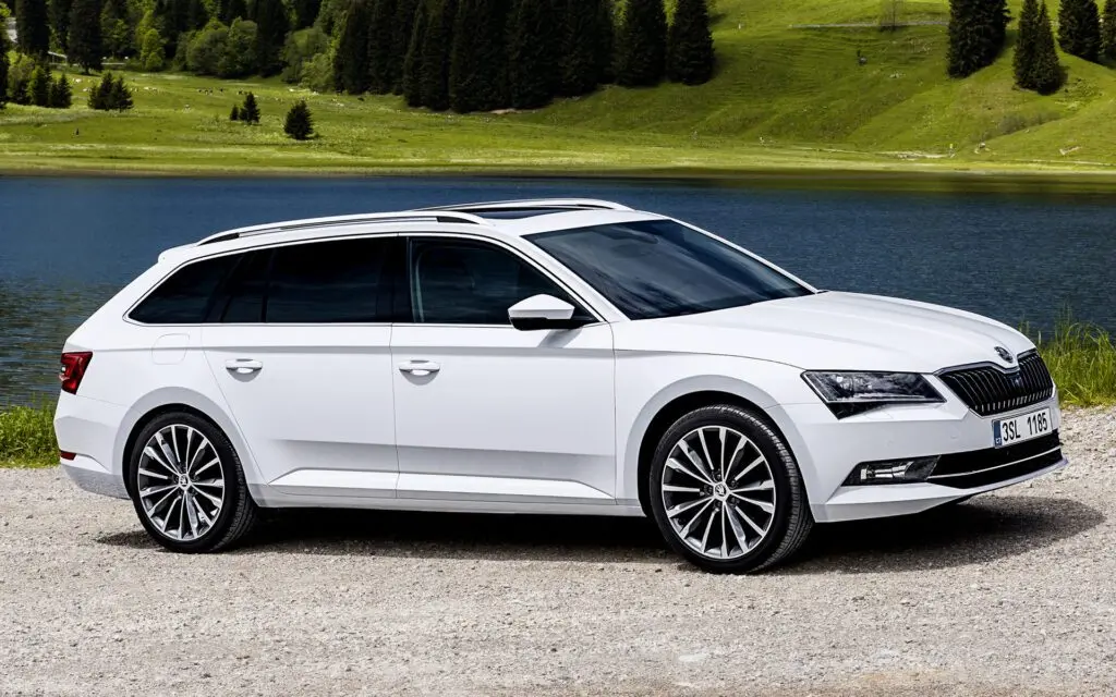 Skoda Superb Combi 2015