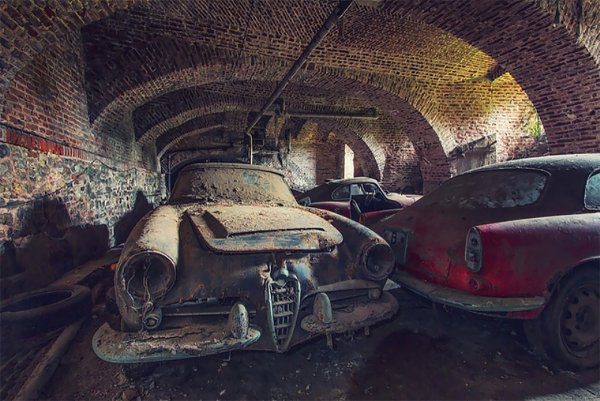 Ржавые миллионы: 6 загадочных кладбищ автомобилей