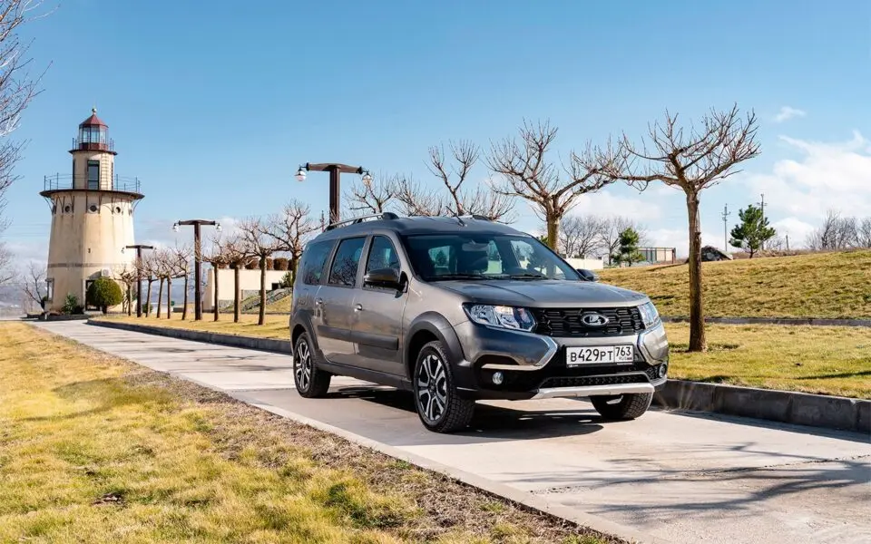 Ларгусовая бумажка. Тест-драйв Lada Largus 2021