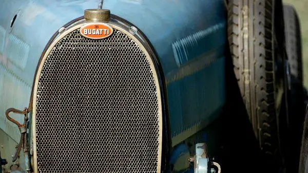 10 фактов о логотипе Bugatti, о которых вы не подозреваете