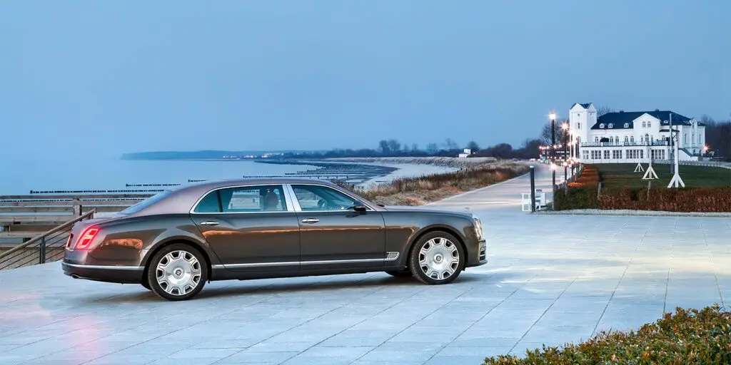 Тест-драйв Bentley Mulsanne